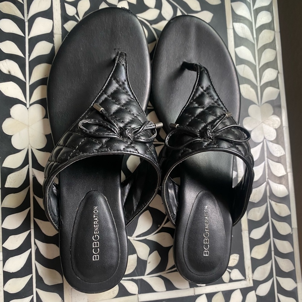 Bcbgeneration Black Leather Sandals. - image 4